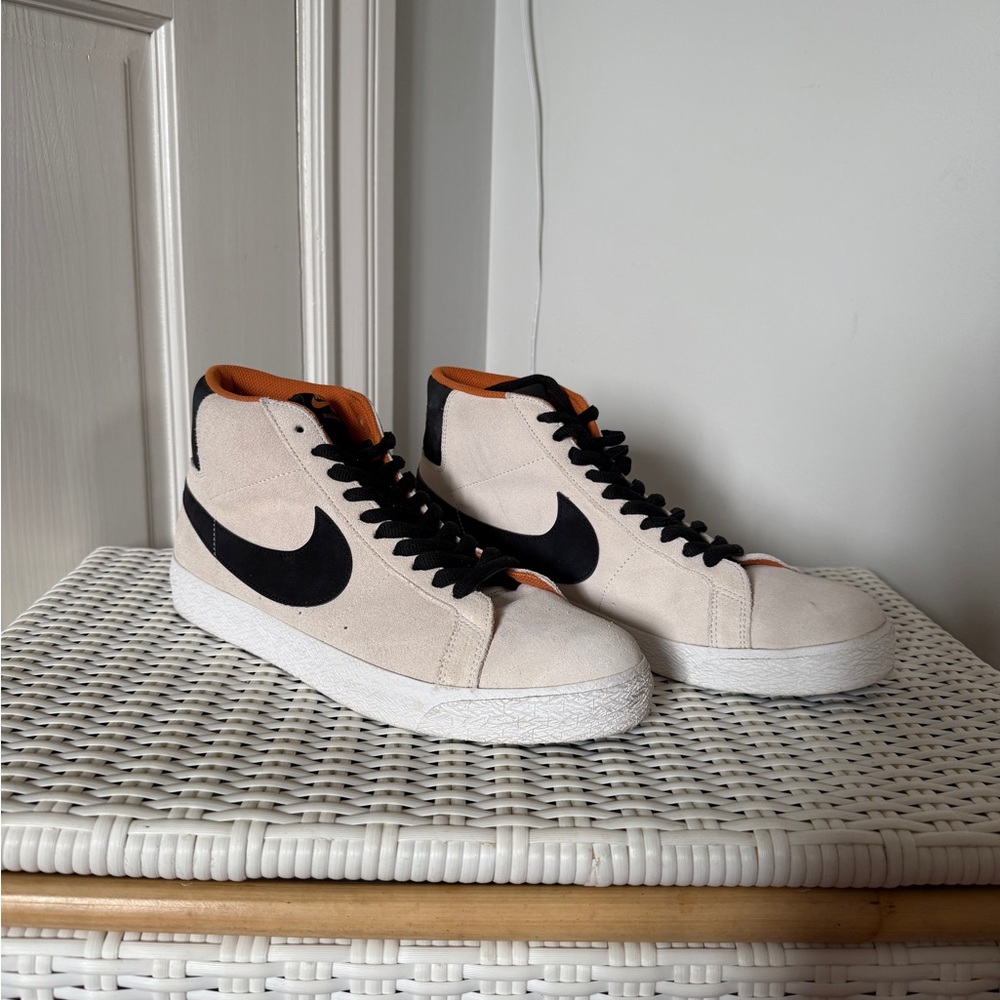 Nike Men's SB Zoom Blazer Mid Electric High-Top Sneakers 11.5